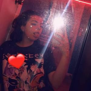 Meet your Posher, Evie